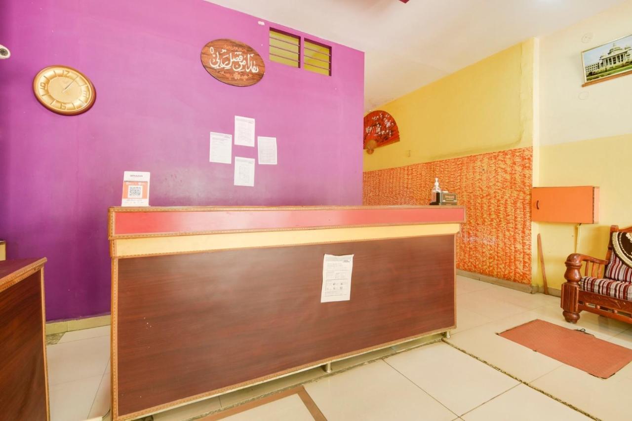 Spot On 74228 Galaxy Comforts 호텔 Narasimharaja Puram 외부 사진